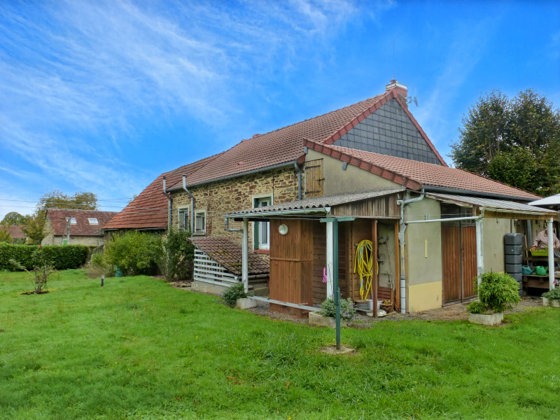 French property for sale in Saint-Sébastien, Creuse - €93,500 - photo 2