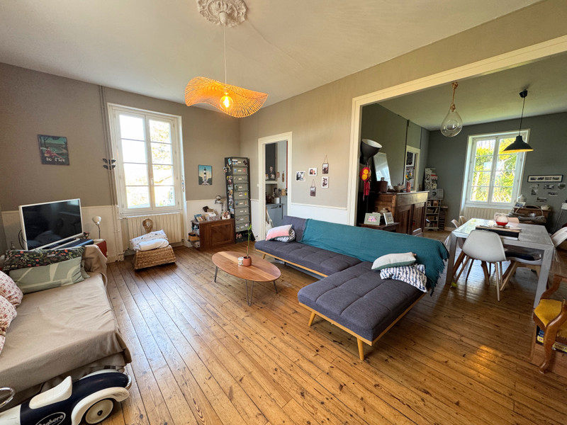 French property for sale in Montmoreau, Charente - €239,000 - photo 2