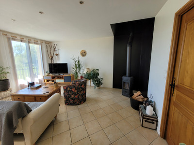 French property for sale in Saint-Jory-de-Chalais, Dordogne - €372,350 - photo 3