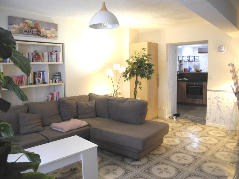 French property for sale in Saint-Gaultier, Indre - €114,450 - photo 2