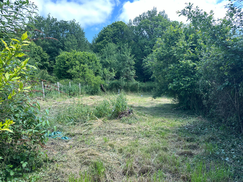 French property for sale in Saint-Estèphe, Dordogne - €66,600 - photo 3