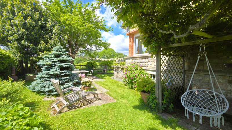 French property for sale in Domfront en Poiraie, Orne - €279,000 - photo 1