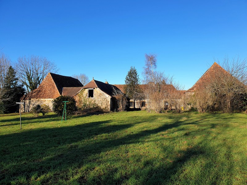 French property for sale in Génis, Dordogne - &#8364;352,000 - photo 6