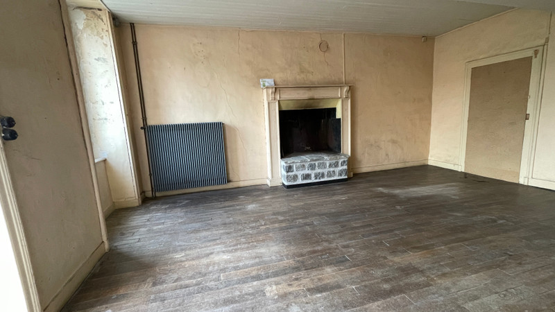 French property for sale in Montreuil-Poulay, Mayenne - €41,600 - photo 2