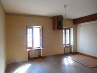 Maison à vendre à La Petite-Marche, Allier - 60.000 € - photo 5