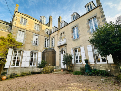 house for sale in Mayenne