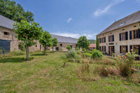 Maison à vendre à Villapourçon, Nièvre - 495.000 € - photo 7