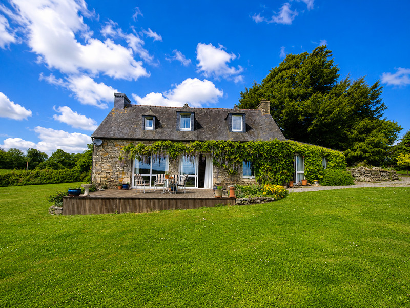 French property for sale in Loguivy-Plougras, Côtes-d'Armor - €662,500