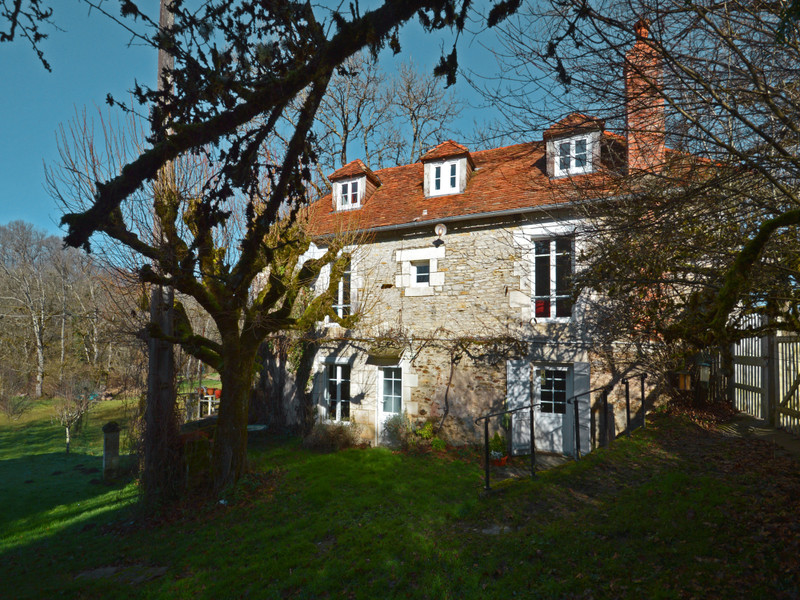 French property for sale in Cherveix-Cubas, Dordogne - €215,000 - photo 2