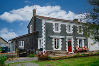 Maison à vendre à Vernoux-en-Gâtine, Deux-Sèvres - 129.950 € - photo 12
