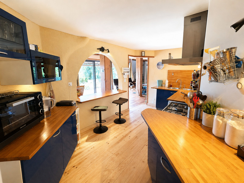 French property for sale in Les Eyzies, Dordogne - €425,000 - photo 4
