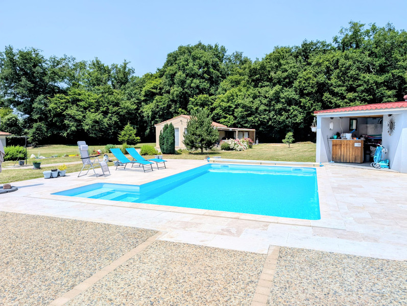 French property for sale in Coulx, Lot-et-Garonne - €320,000 - photo 1