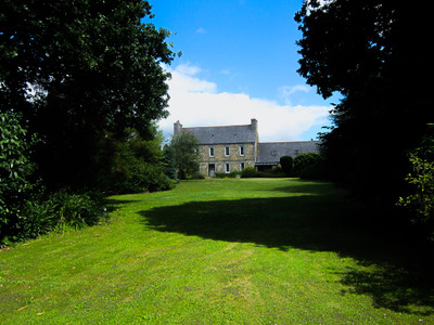 French property for sale in Louargat, Côtes-d'Armor - €230,000 - photo 1