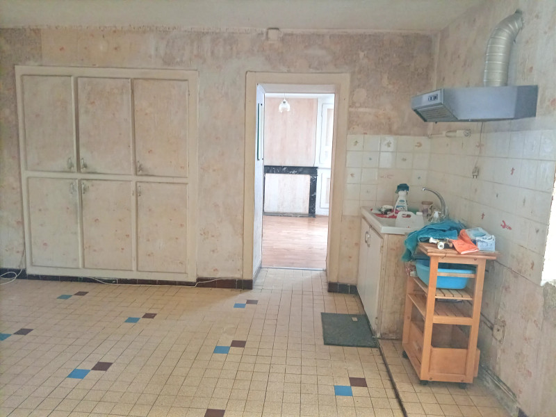 French property for sale in Saint-Georges-le-Gaultier, Sarthe - €46,600 - photo 7