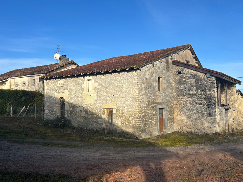 French property for sale in Saint-Romain, Charente - €46,600 - photo 4