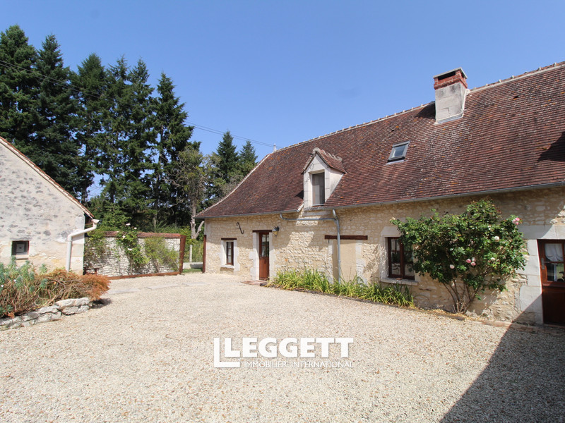 Maison 6 pièce(s), AZAY-LE-FERRON