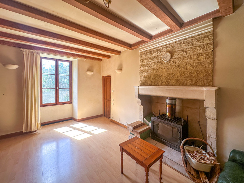 French property for sale in Saint-Georges-de-Longuepierre, Charente-Maritime - €114,450 - photo 5