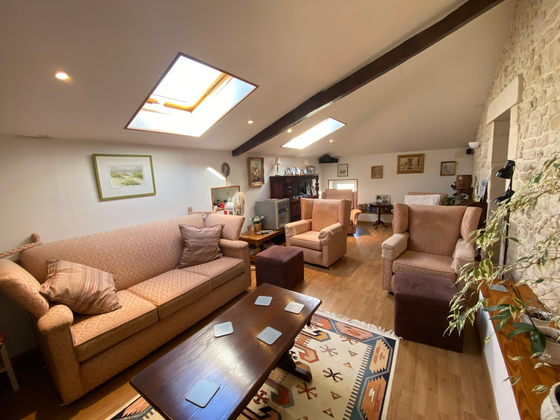 French property for sale in Jonzac, Charente-Maritime - €328,600 - photo 10