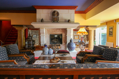 French property for sale in Nueil-sous-Faye, Vienne - €635,500 - photo 5