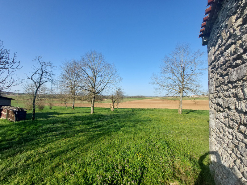 French property for sale in Villebois-Lavalette, Charente - €162,000 - photo 3