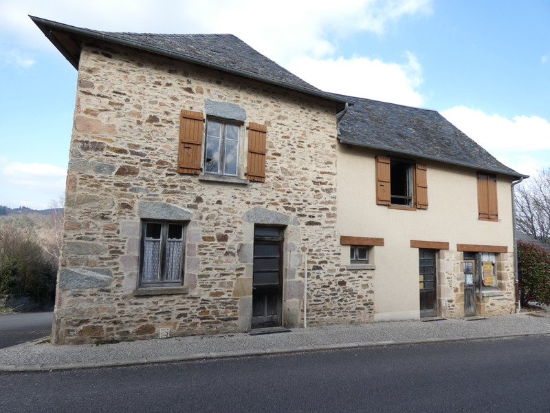 Maison à vendre à Saint-Hilaire-Peyroux, Corrèze - 66 600 € - photo 1