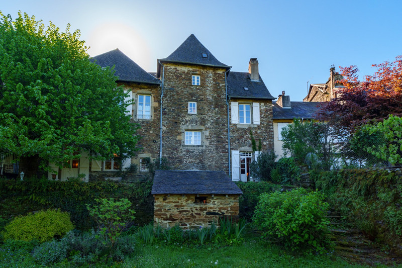 Propriété à vendre à Uzerche, Corrèze - 551 200 €