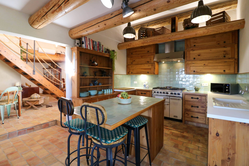 French property for sale in Saint-Maximin, Gard - €525,000 - photo 4