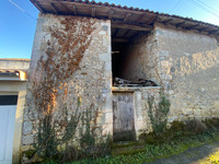 Maison à vendre à Chazelles, Charente - 78 000 € - photo 2