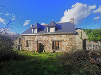 Single storey for sale in Mernel Ille-et-Vilaine Brittany
