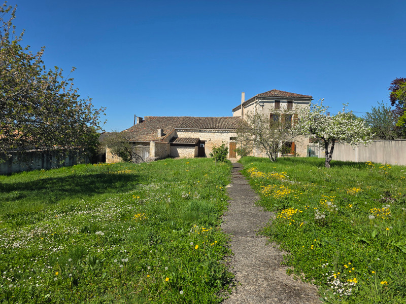 Propriété à vendre à Garat, Charente - 165 000 €