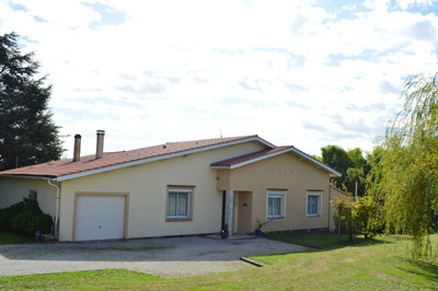 French property for sale in Le Mas-d'Agenais, Lot-et-Garonne - €360,400 - photo 1