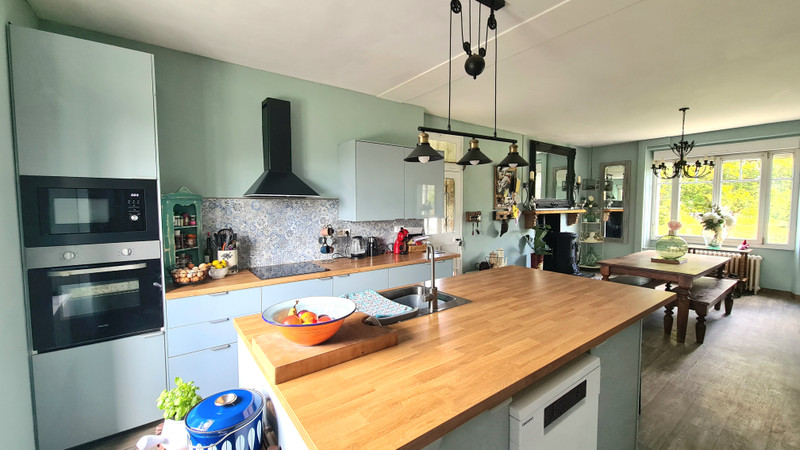 French property for sale in Saint-Cyr-du-Bailleul, Manche - €197,000 - photo 13