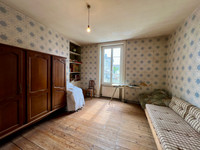 Maison à vendre à Saint-Même-les-Carrières, Charente - 204.120 € - photo 9