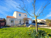 Propriété à vendre à Saint-Maurice-le-Girard, Vendée - 267 500 € - photo n°1