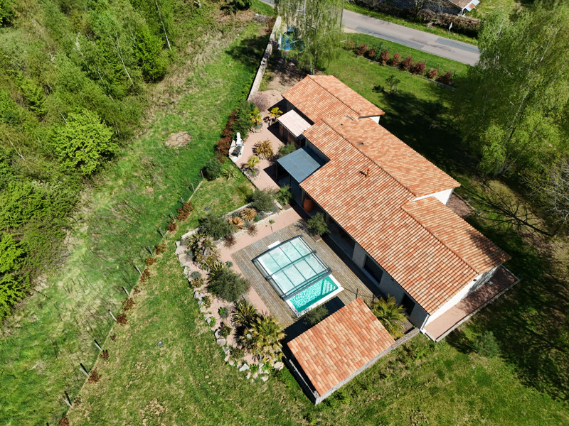 French property for sale in Piégut-Pluviers, Dordogne - €399,900 - photo 1
