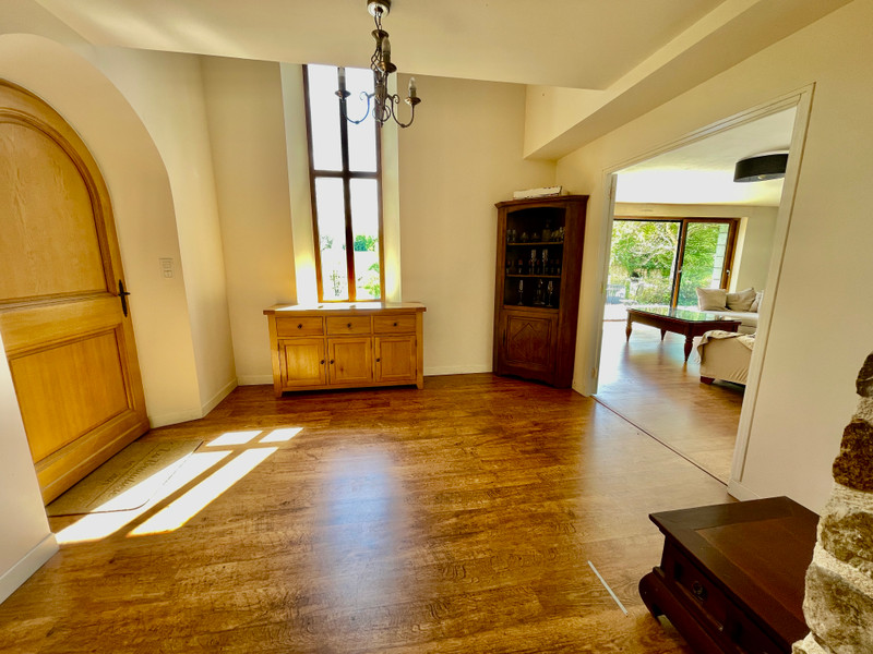 French property for sale in Hambers, Mayenne - €570,000 - photo 3