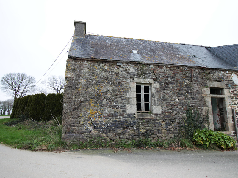 French property for sale in Plounévézel, Finistère - &#8364;179,280 - photo 10