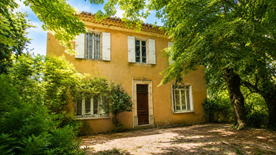 Maison à vendre à Aubenas, Ardèche, Rhône-Alpes, avec Leggett Immobilier