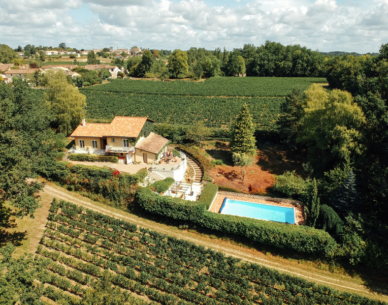 French property for sale in Saint-Émilion, Gironde - €549,000 - photo 4