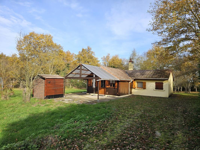 Propriété à vendre à Couleuvre, Allier - 70 000 €
