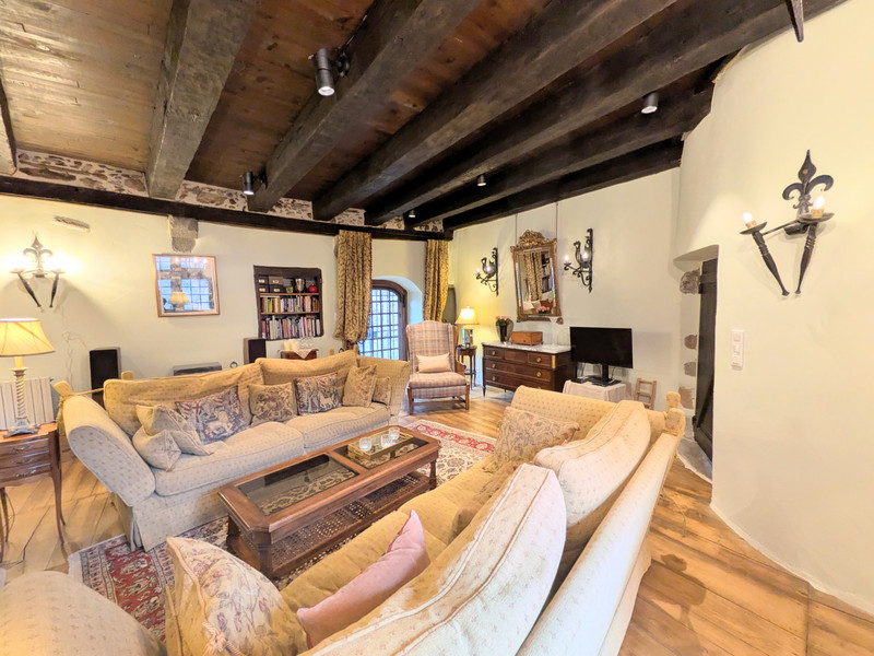 Propriété à vendre à Ségur-le-Château, Corrèze - 525 000 €