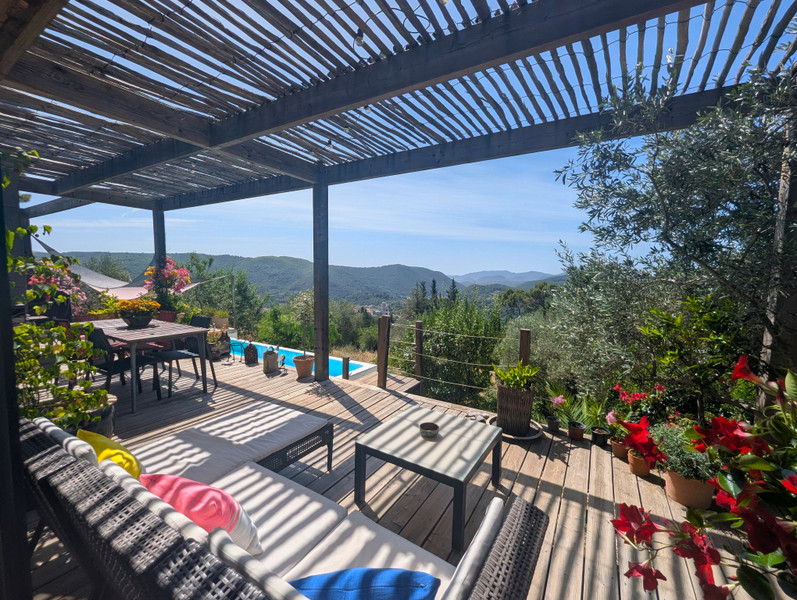 Propriété à vendre à Lodève, Hérault - 599 000 €
