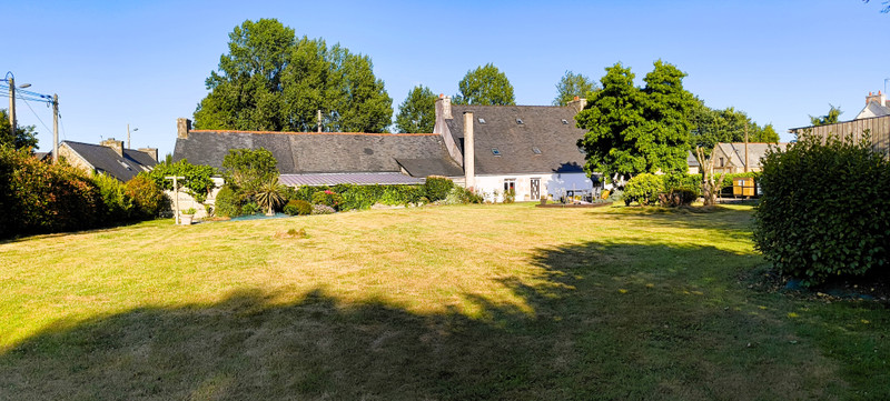 French property for sale in Loguivy-Plougras, Côtes-d'Armor - €389,000 - photo 3