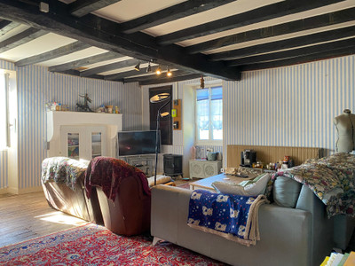 French property for sale in Nanclars, Charente - €183,600 - photo 5