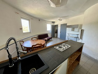 Immeuble à vendre à Le Chambon-Feugerolles, Loire - 294.000 € - photo 2