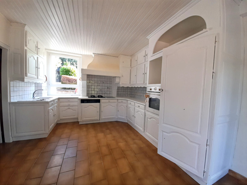 French property for sale in Rânes, Orne - €255,000 - photo 8