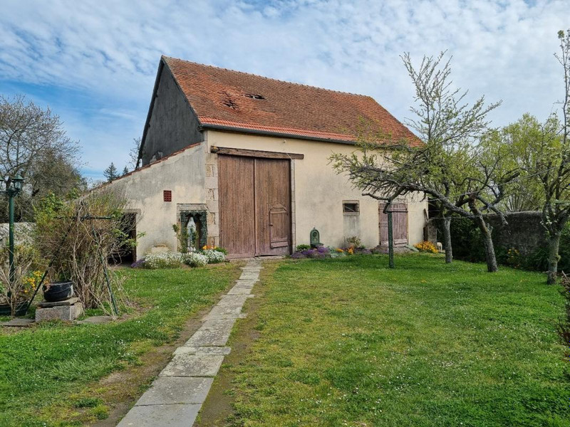 French property for sale in Lapeyrouse, Puy-de-Dôme - €258,000 - photo 7