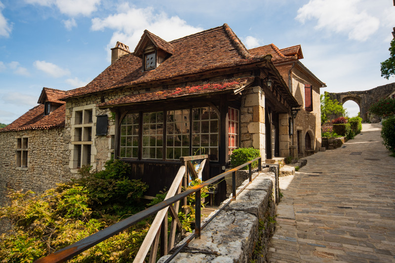 Maison à Vendre En Midi Pyrenees - Lot Saint-Cirq-Lapopie Propriété De ...