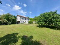 Maison à vendre à Coteaux-du-Blanzacais, Charente - 158 000 € - photo 4