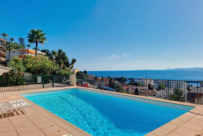 French property for sale in Nice, Alpes-Maritimes - €1,150,000 - photo 1